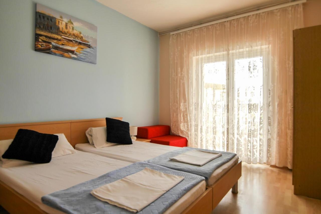 Apartments Babaja Omiš Esterno foto