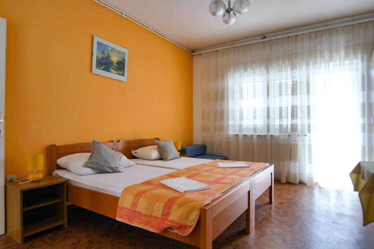 Apartments Babaja Omiš Esterno foto